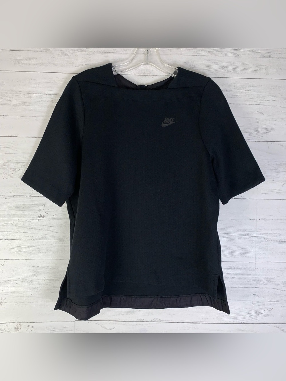 Nike Sportswear Tech Heat Gear Women's Top Black medium